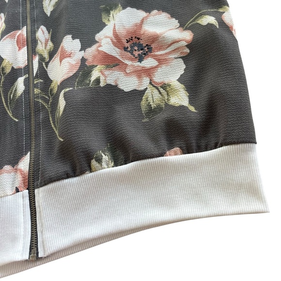 Le Lis Women’s Sz S Gray Blush Pink Floral Zip Chiffon Bomber Jacket Cottagecore - Picture 10 of 16